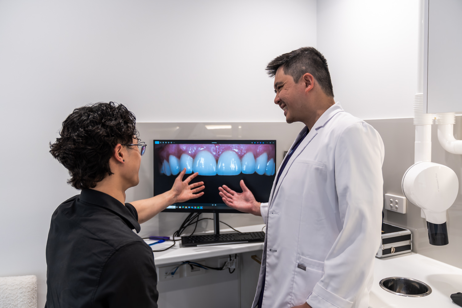 Comparing Your Three Tooth Replacement Options